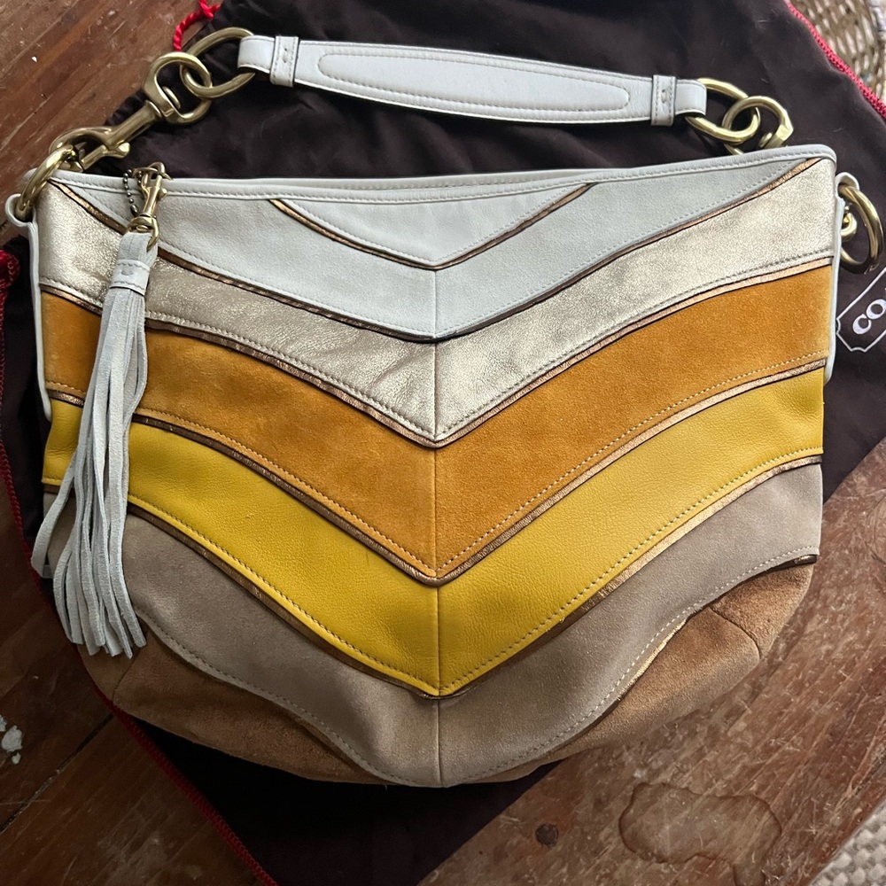 Coach Vintage Soho Limited Edition Suede Leather Chevron Bag W/Wristlet 3664 - Picture 2 of 11